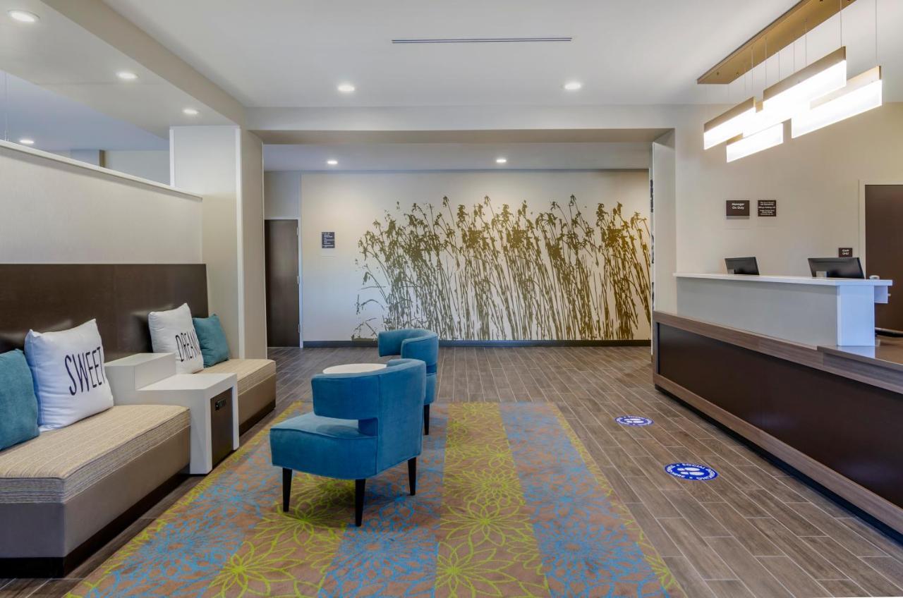 Mainstay Suites Great Falls Airport Экстерьер фото